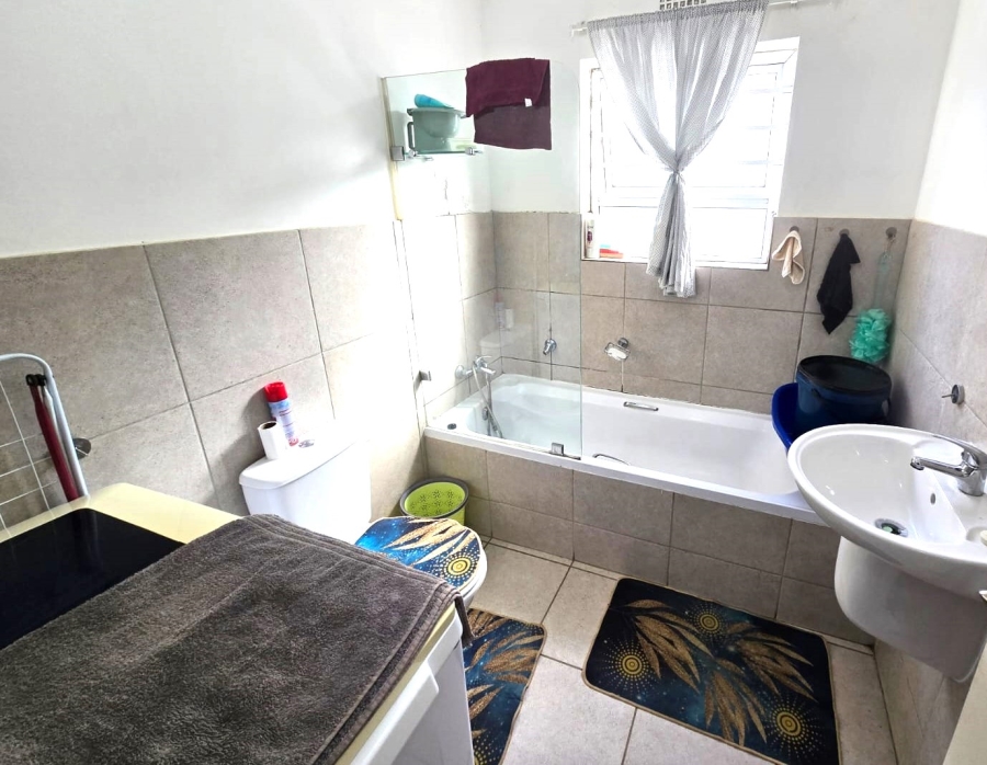 2 Bedroom Property for Sale in Dal Josafat Western Cape